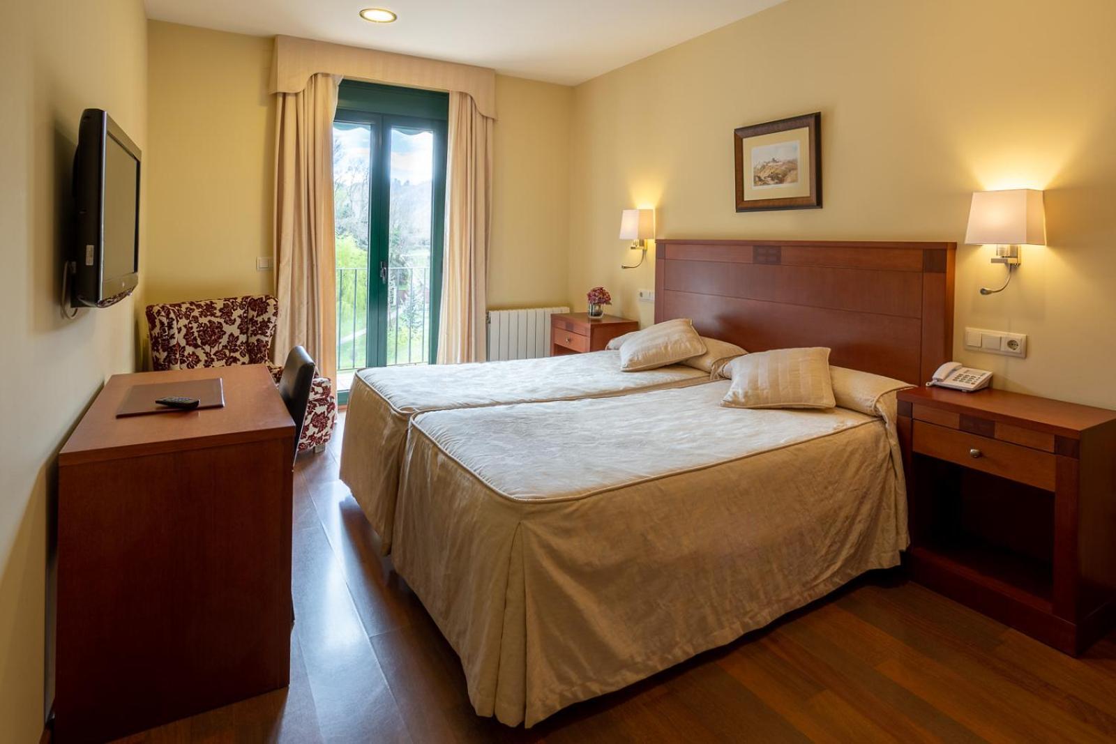 Hotel De Camprodon Esterno foto
